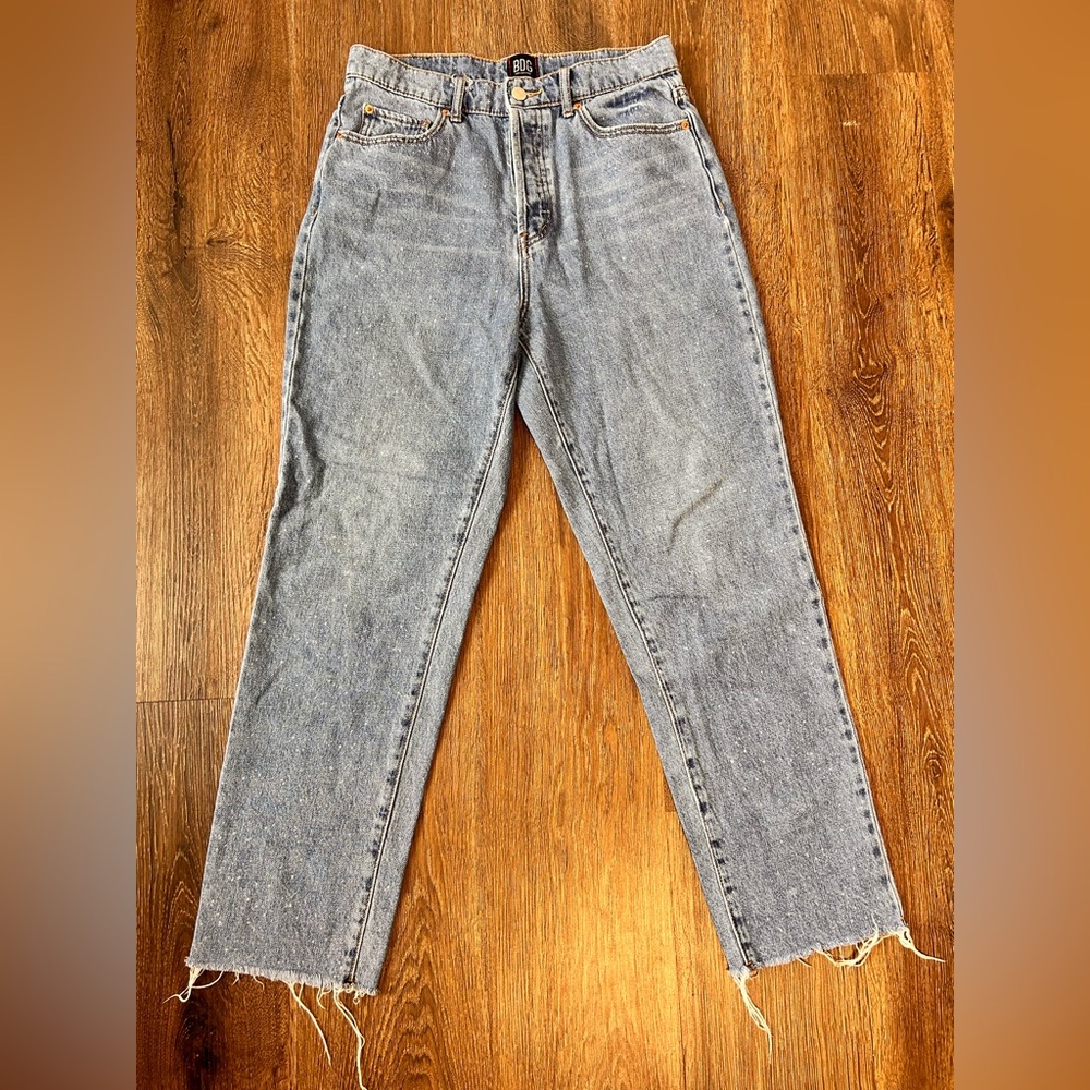 BDG Urban Outfitters Size 28 Slim Straight‎ High Rise Button Fly Jeans Raw Light